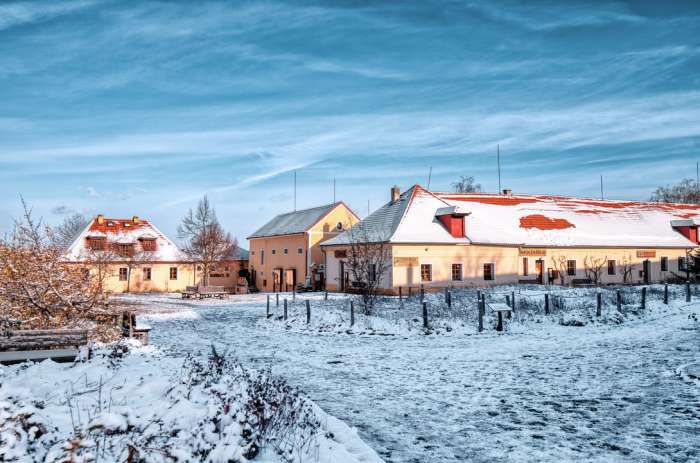 za-krasami-toulcova-dvora