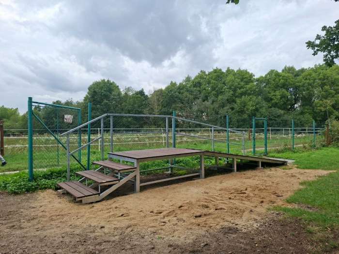 Nasedací rampa pro hiporehabilitaci