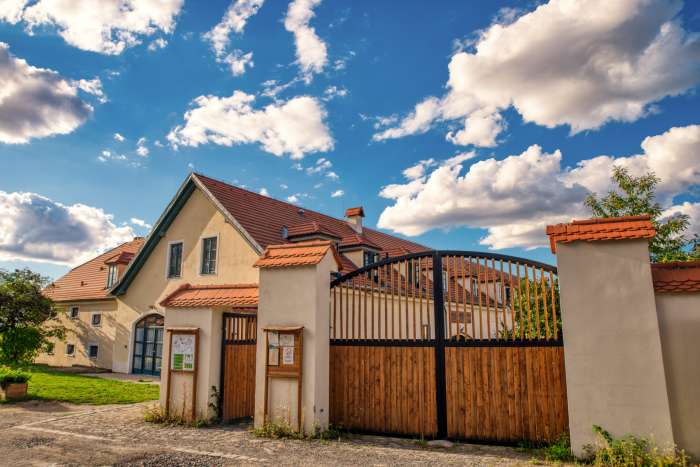 za-krasami-toulcova-dvora